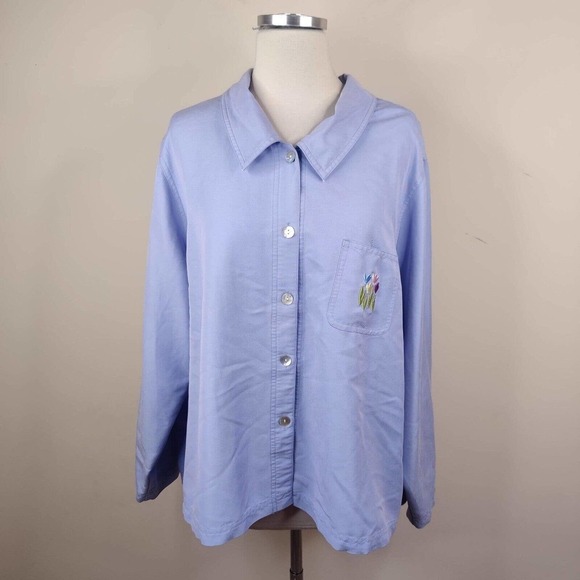 HSZ Studio Woman Tops - HSZ Studio Shirt 2X Button Up Floral Embroidered Top